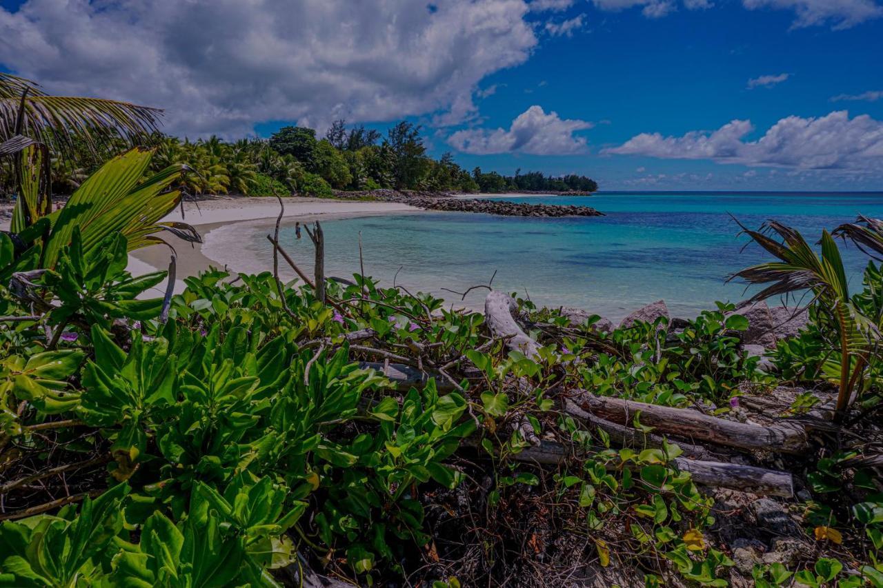 Anse Kerlan Beach Chalets 3*